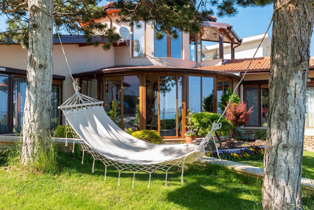 Sunny House Izgrev Villa Balchik Esterno foto